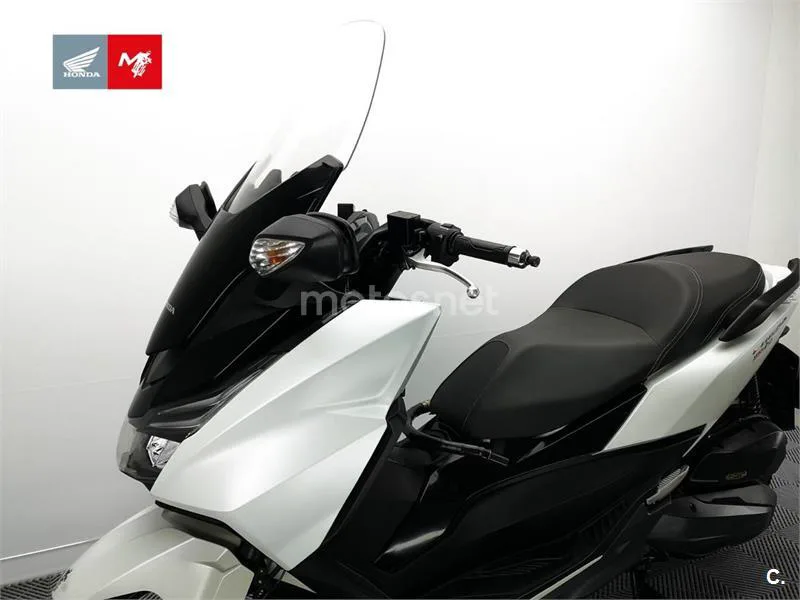 Honda Forza 125 - Vista 19