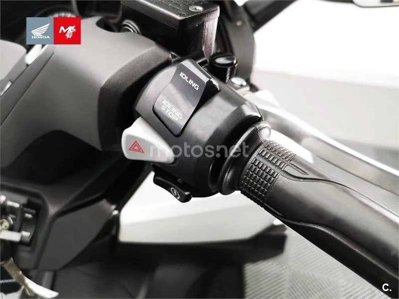 Honda Forza 125 - Vista 10