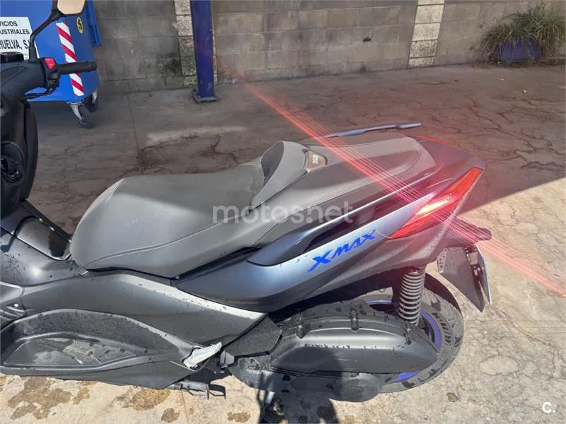 Yamaha XMAX 125 - Vista 14