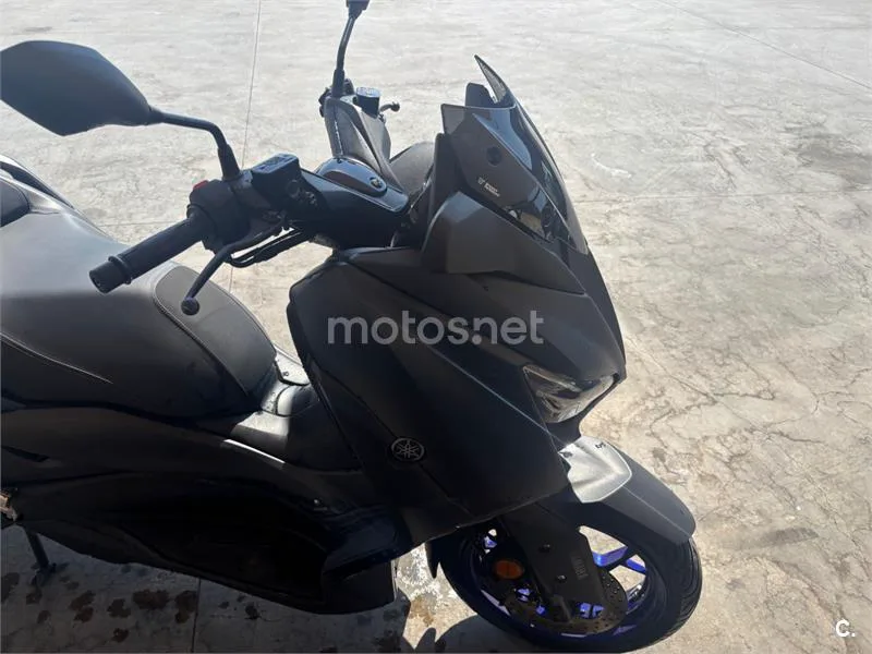 Yamaha XMAX 125 - Vista 8