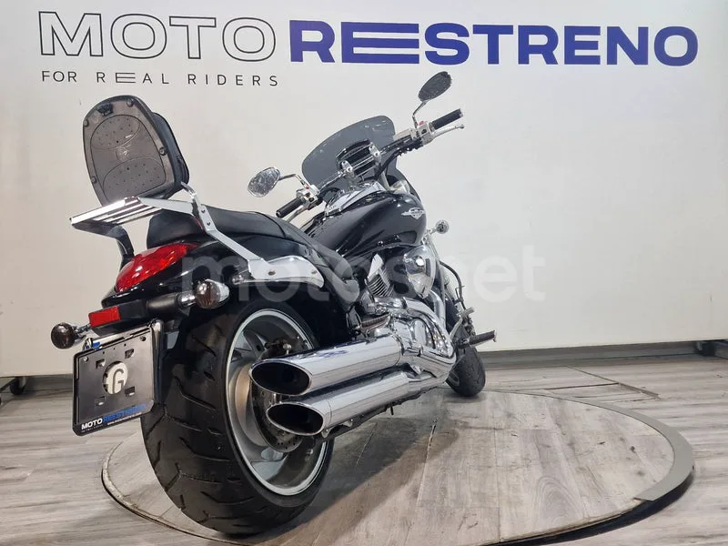 Suzuki Intruder M1800R - Vista 7