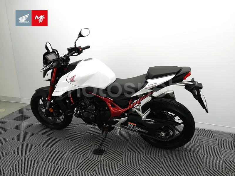 Honda CB750 Hornet - Vista 16