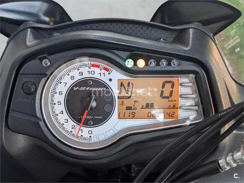 Suzuki V-Strom 650XT - Vista 3