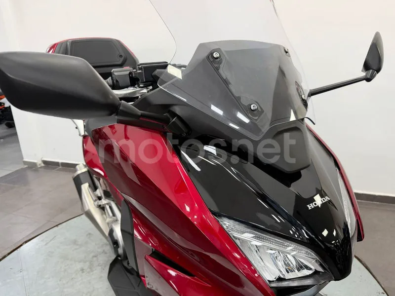 Honda Forza 750 - Vista 18