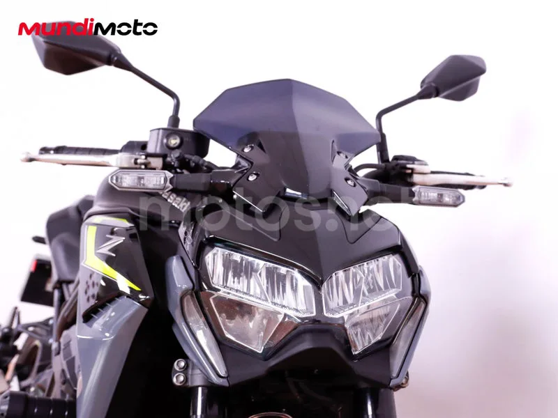 Kawasaki Z900 - Vista 5