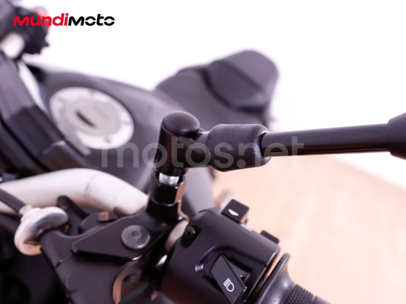 Yamaha MT-07 - Vista 18