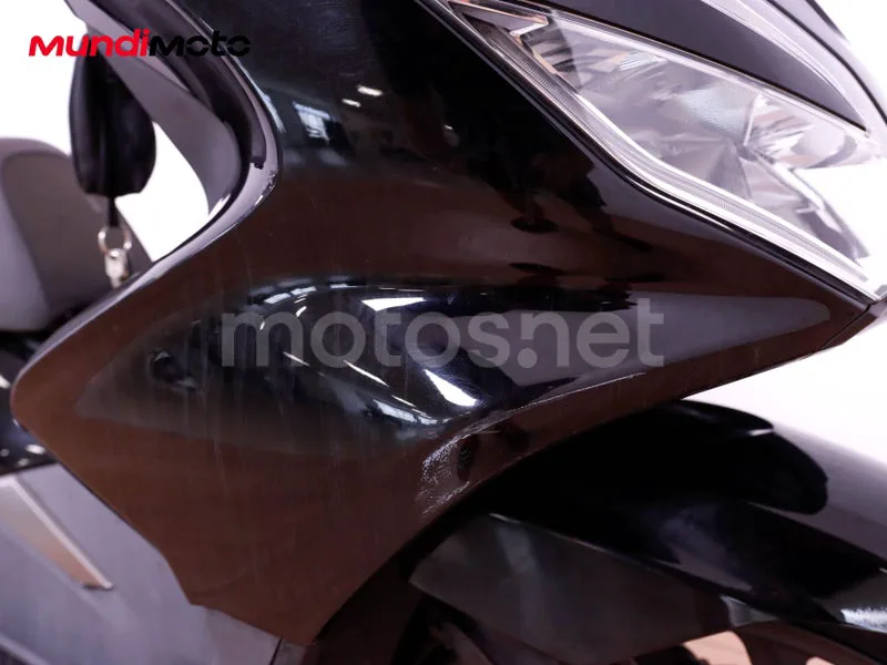 Honda PCX125 - Vista 14