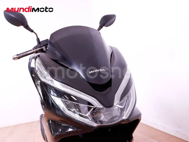 Honda PCX125 - Vista 5
