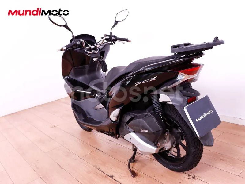 Honda PCX125 - Vista 8