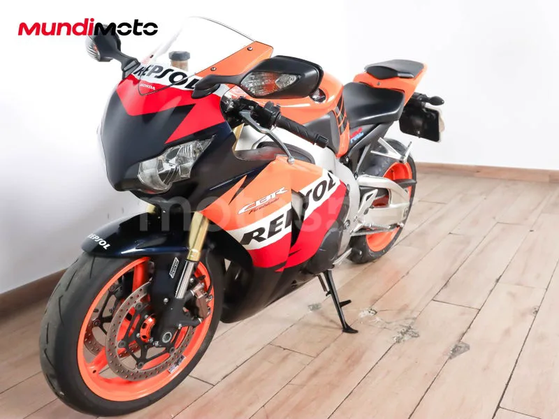 Honda CBR1000RR Fireblade - Vista 7
