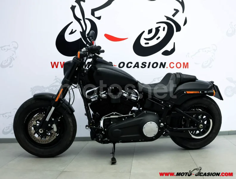 Harley-Davidson Fat Bob - Vista 7