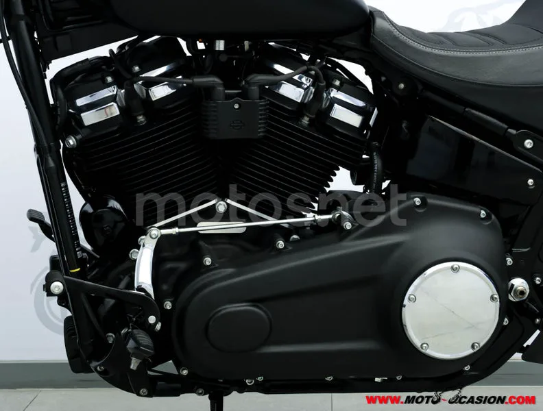 Harley-Davidson Fat Bob - Vista 10