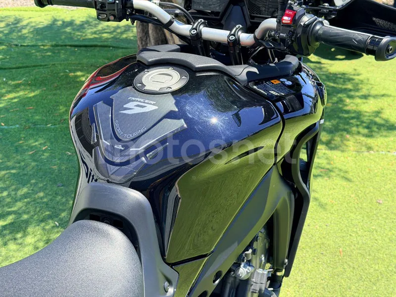 Yamaha Tracer 9 - Vista 16