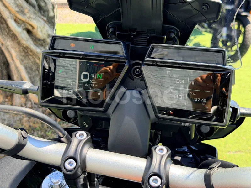 Yamaha Tracer 9 - Vista 17