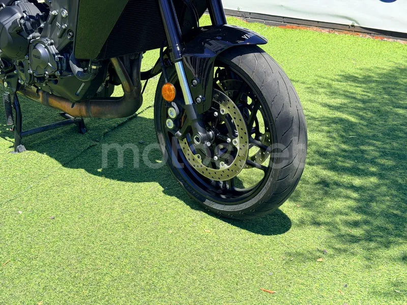 Yamaha Tracer 9 - Vista 3