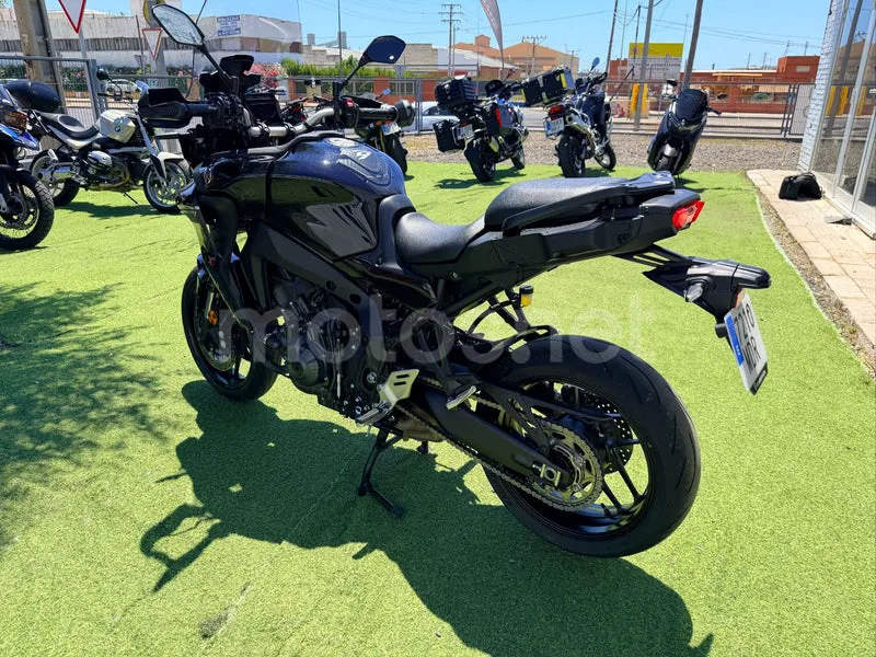 Yamaha Tracer 9 - Vista 22
