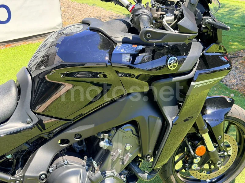 Yamaha Tracer 9 - Vista 9