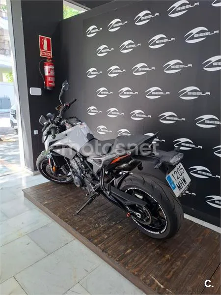 KTM 790 Adventure - Vista 10