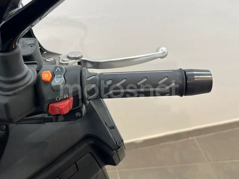 Kymco Xciting VS 400 - Vista 14