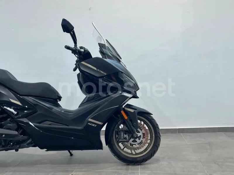 Kymco Xciting VS 400 - Vista 8