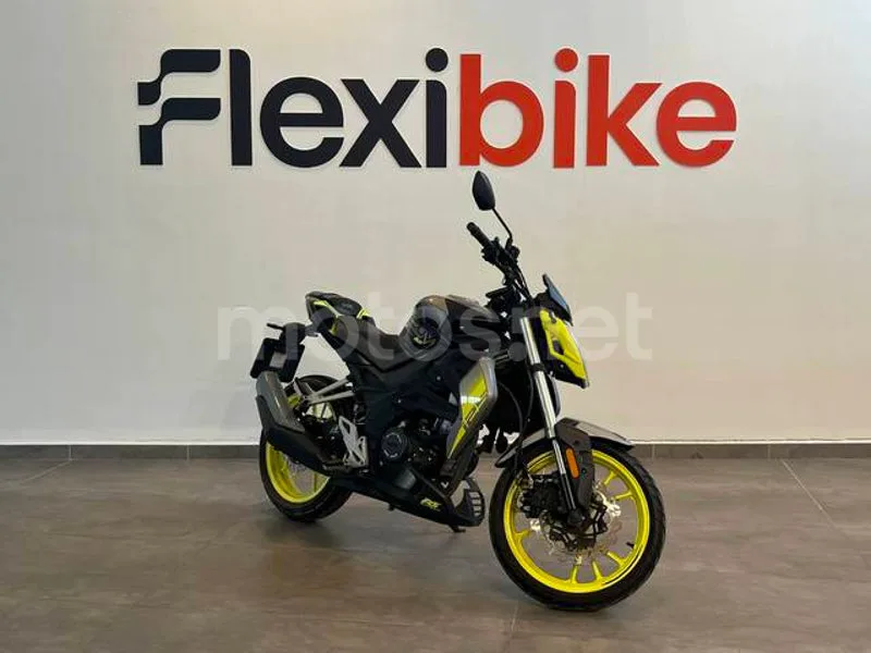 UM Xtreet 125 1290 € 2022 Alicante - 1