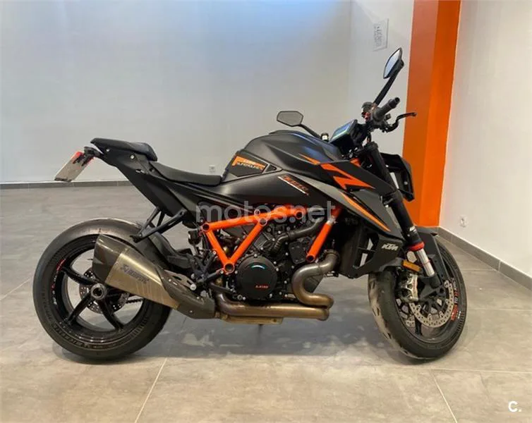 KTM 1390 Super Duke R - Vista 3