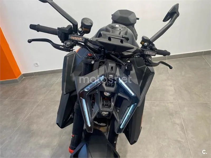 KTM 1390 Super Duke R - Vista 8