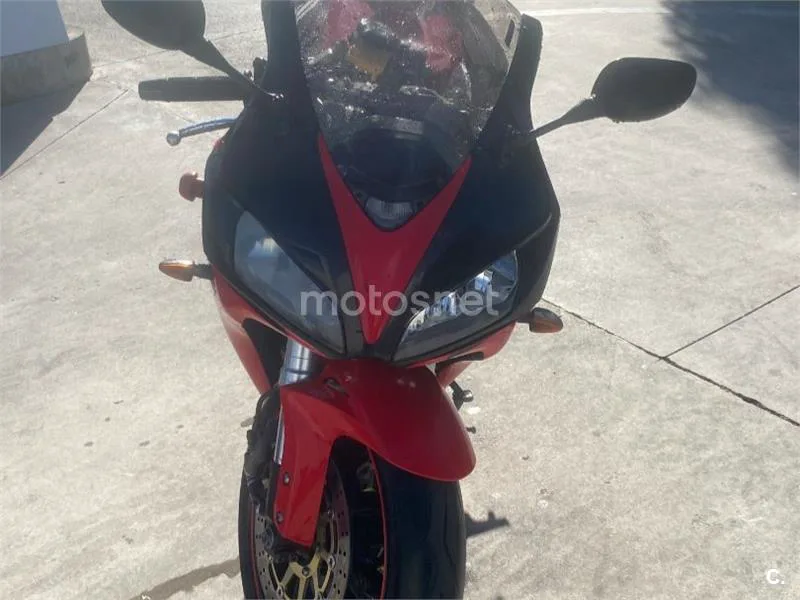 Honda CBR1000RR Fireblade - Vista 7