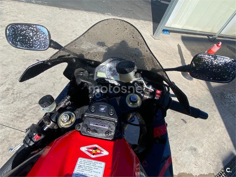 Honda CBR1000RR Fireblade - Vista 8