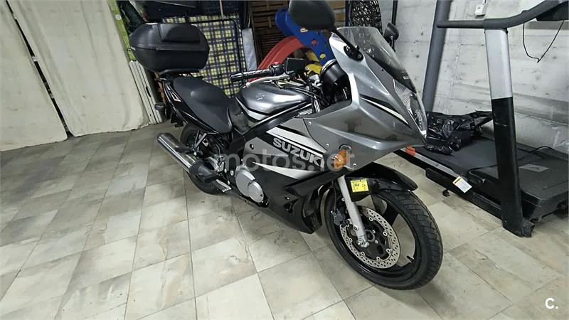 Suzuki GS500F - Vista 4