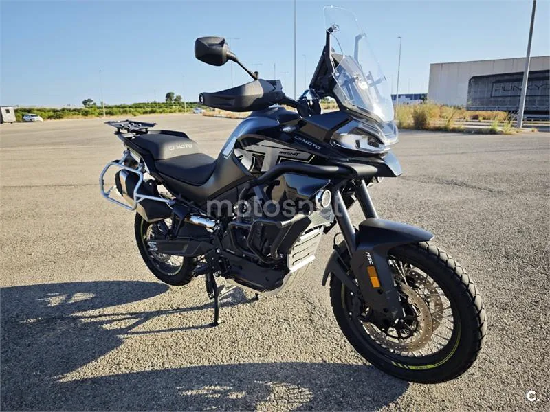 CFMOTO 800MT - Vista 8