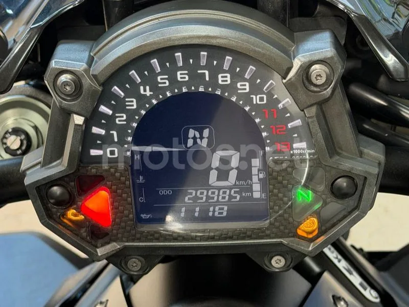 Kawasaki Z900 - Vista 3