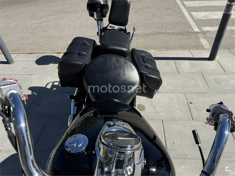 Honda Shadow 750 - Vista 14