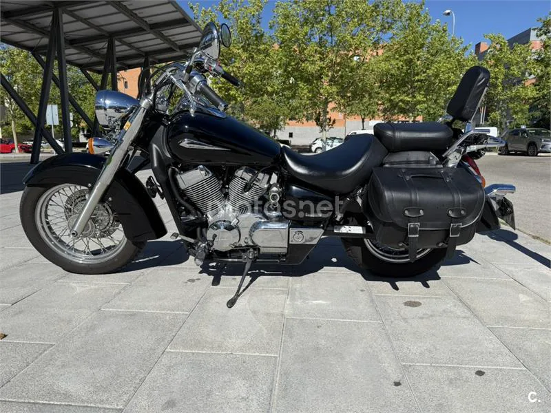 Honda Shadow 750 - Vista 20