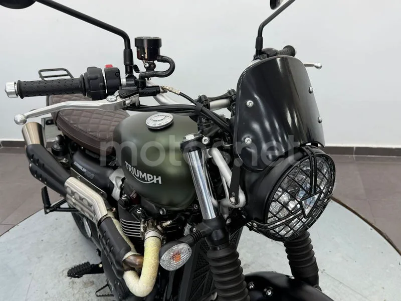 Triumph Scrambler 900 - Vista 23