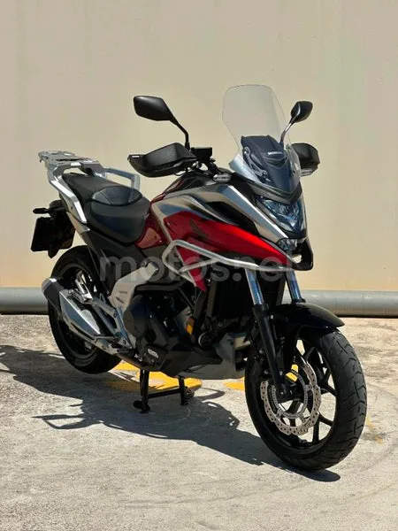 Honda NC750X - Vista 8