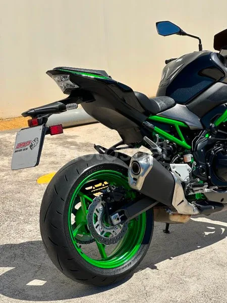 Kawasaki Z900 - Vista 6
