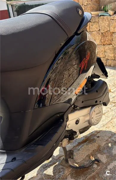 Piaggio Zip 50 4T - Vista 4