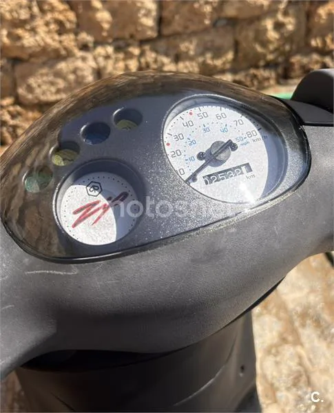 Piaggio Zip 50 4T - Vista 8