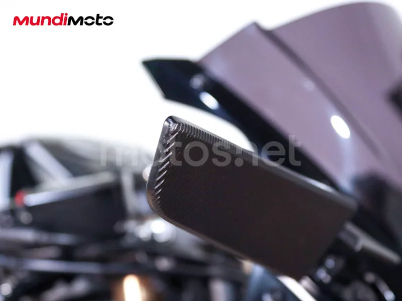 Honda CBR650R - Vista 25