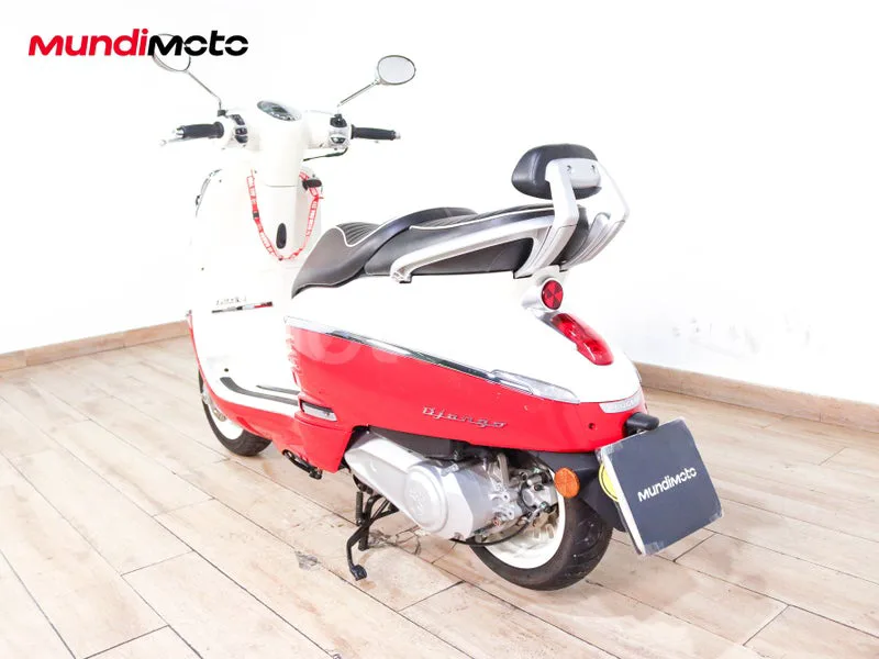 Peugeot Django 125 - Vista 8