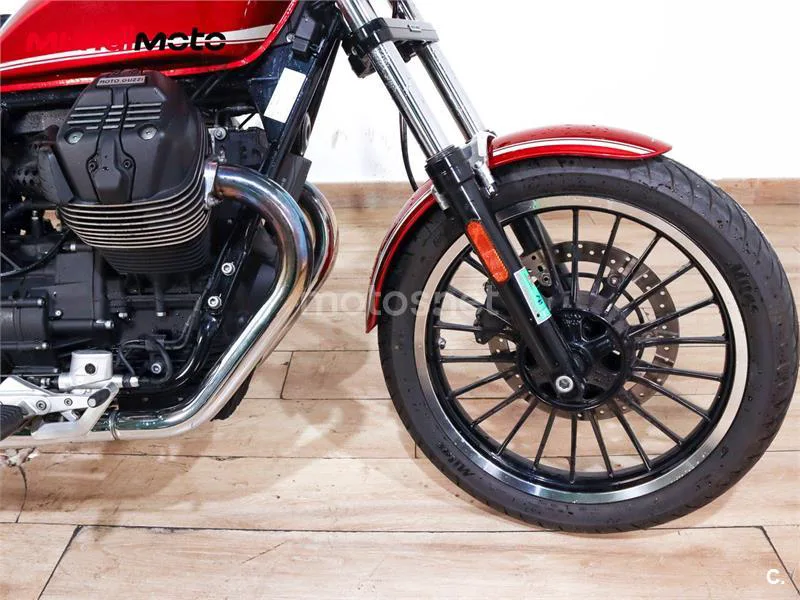 Moto Guzzi V9 - Vista 21