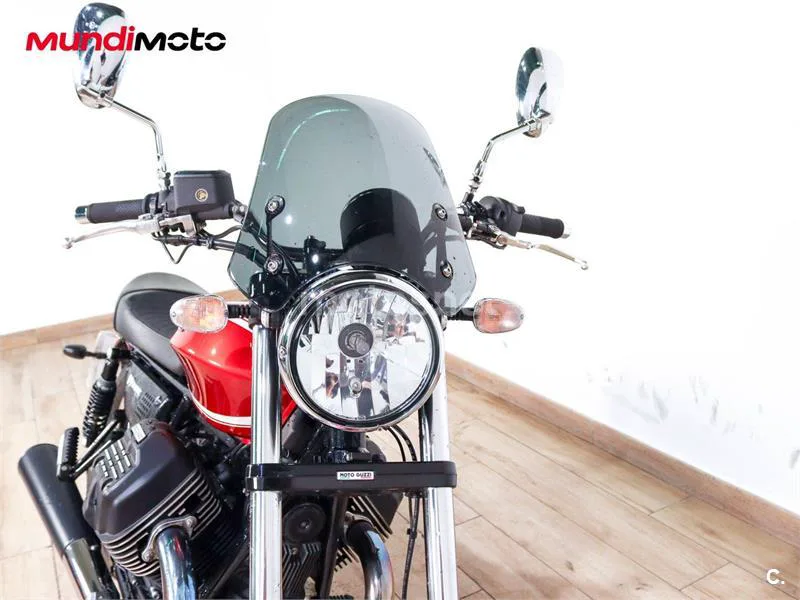 Moto Guzzi V9 - Vista 5