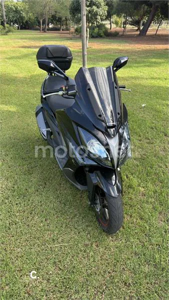 Kymco Xciting 400 - Vista 3