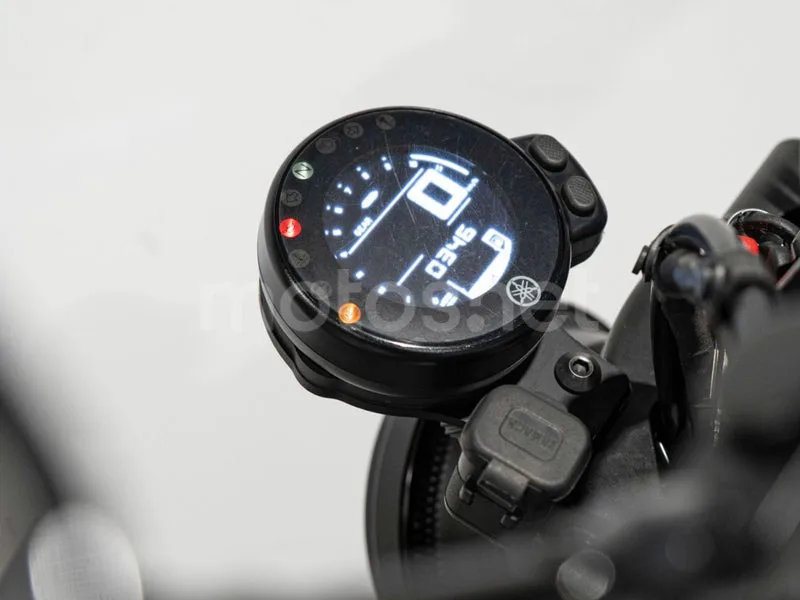 Yamaha XSR700 - Vista 6