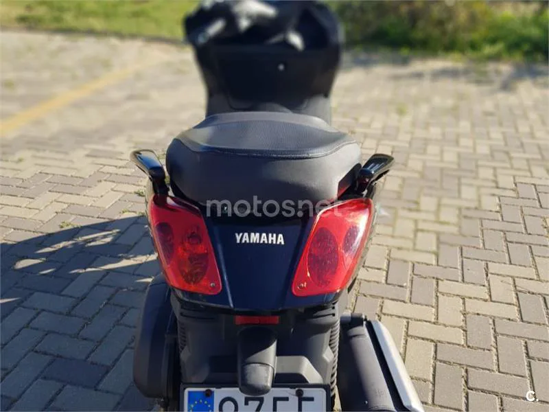 Yamaha XMAX 125 - Vista 4