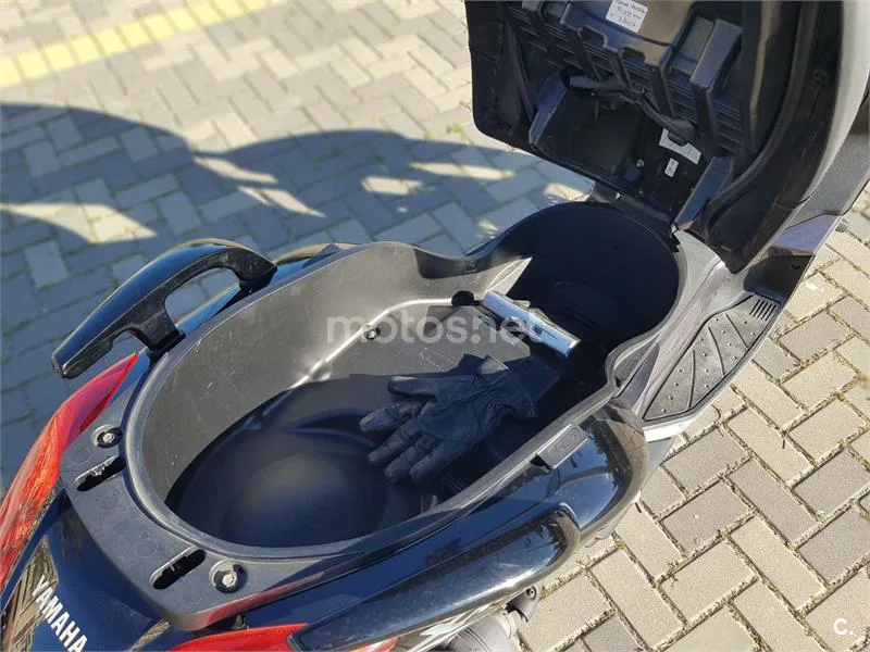 Yamaha XMAX 125 - Vista 8