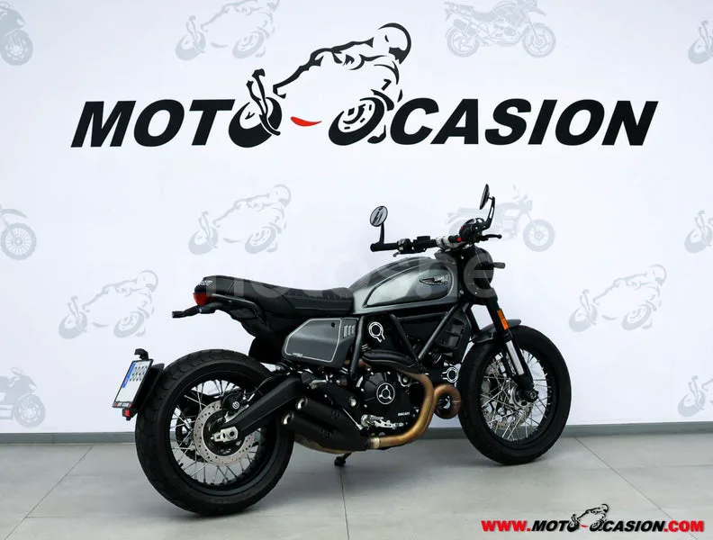Ducati Scrambler - Vista 3