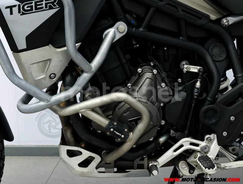 Triumph Tiger 900 - Vista 9