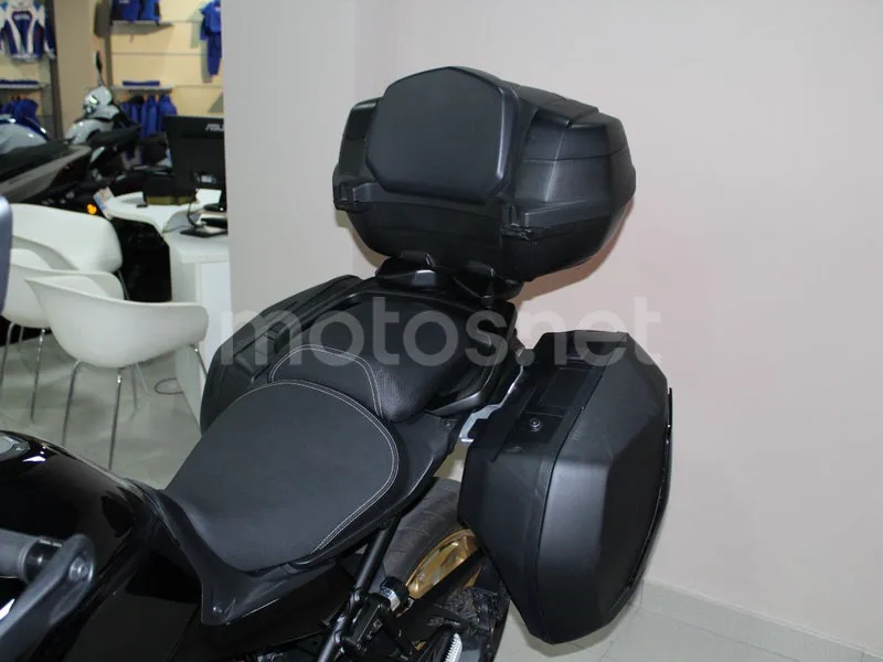 Yamaha Tracer 9 - Vista 12